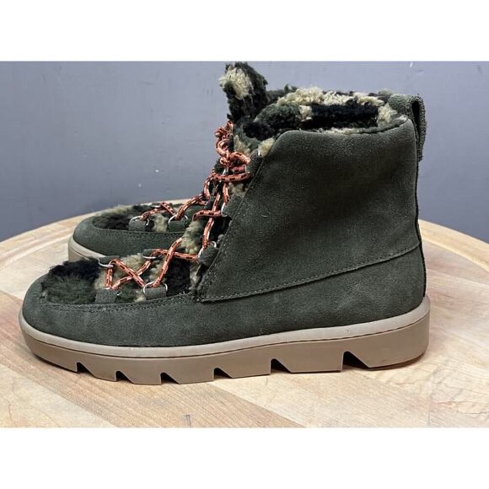 Bernardo Dana Green Suede Boot‎ Womens 6.5 Sherpa lined Lace up Outdoors - Picture 4 of 9